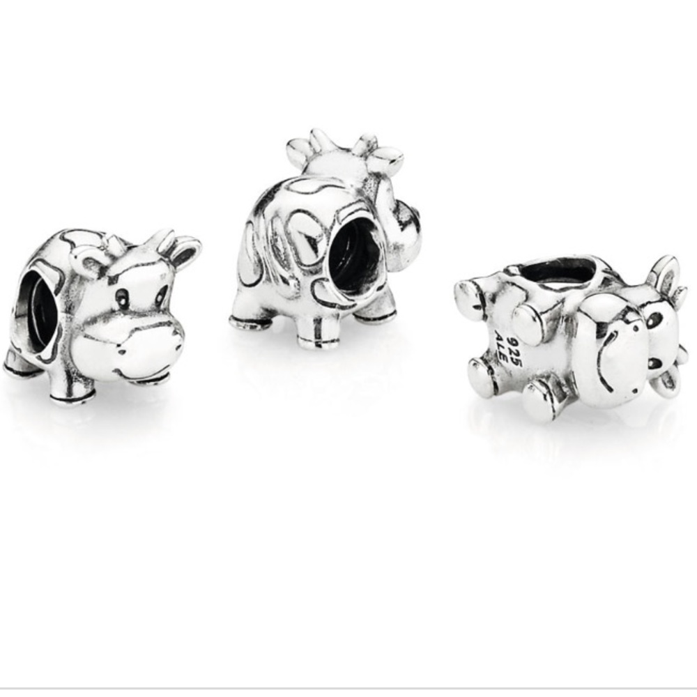 ONE Retired Cow Pandora Charm